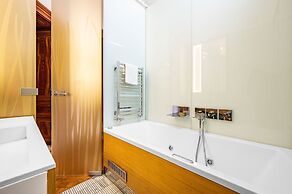 Malostranska Residence