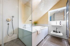 Malostranska Residence