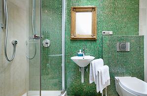 Malostranska Residence