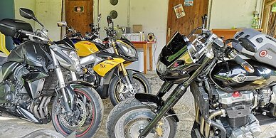 Enzianbrenner Bed & Breakfast