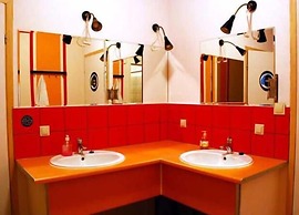 HOTELE SIGNUM SPÓŁKA AKCYJNA