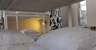 HOTELE SIGNUM SPÓŁKA AKCYJNA