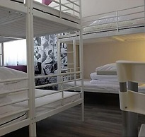 HOTELE SIGNUM SPÓŁKA AKCYJNA