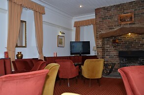 Healey Hotel