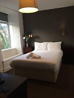 Healey Hotel