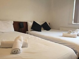 Healey Hotel