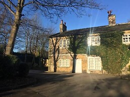 Healey Hotel
