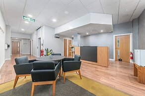 HQ Aparthotel Farnborough