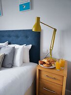 HQ Aparthotel Farnborough