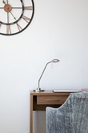 HQ Aparthotel Farnborough