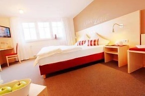 Klozbücher Das Landhotel