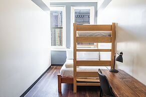 HI Chicago Hostel