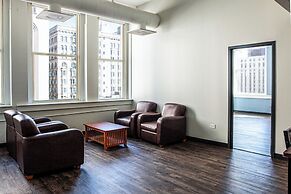 HI Chicago Hostel