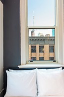 HI Chicago Hostel