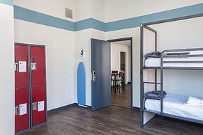 HI Chicago Hostel