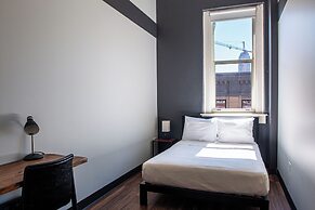HI Chicago Hostel