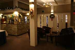 Grange Moor Hotel