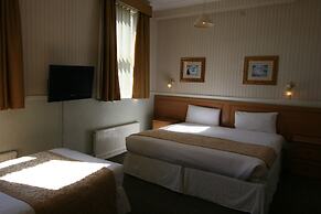 Grange Moor Hotel