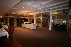 Grange Moor Hotel