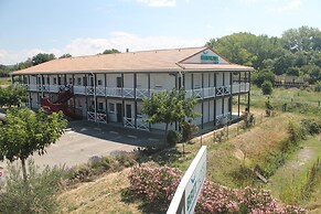 Brit Hotel Confort Manosque Cadarache