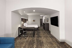 La Quinta Inn & Suites by Wyndham McAlester