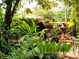 Blue River Resort & Hot Springs