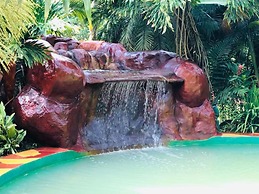 Blue River Resort & Hot Springs