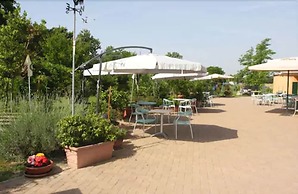 Country House Country Club