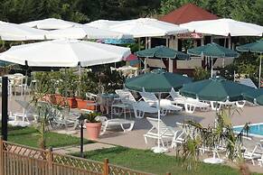 Country House Country Club