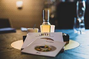 Restaurant, Hotel & Spa Savarin