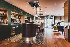 Restaurant, Hotel & Spa Savarin