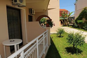 Toulas Apartments