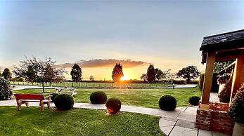 New Farm Bed & Breakfast