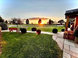 New Farm Bed & Breakfast