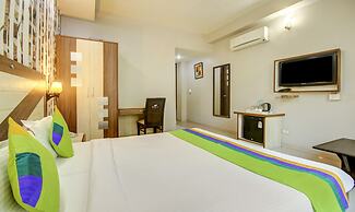 Treebo Rockwell Plaza