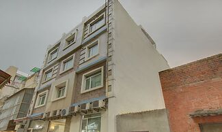 Treebo Rockwell Plaza