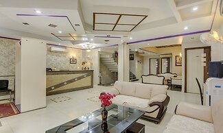 Treebo Rockwell Plaza