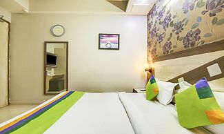 Treebo Rockwell Plaza