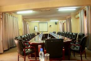 The City Royal Resort Hotel