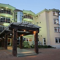 The City Royal Resort Hotel