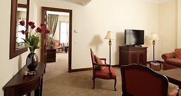 Le Patio Boutique Hotel