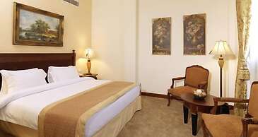 Le Patio Boutique Hotel