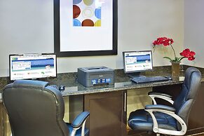 Holiday Inn Express Hotel & Suites Alvarado by IHG