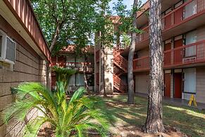 GreenTree Hotel & Extended Stay I-10 FWY Houston, Channelview, Baytown