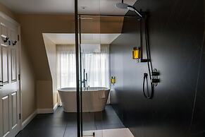 Brambles of Inveraray