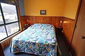 Bicheno's A Plus Apartments