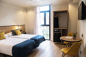 Hotel Adonis Capital