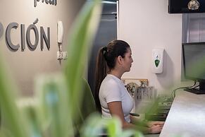 Hotel Adonis Capital