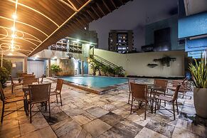 Amuarama Hotel