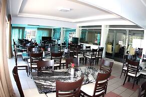 Amuarama Hotel
